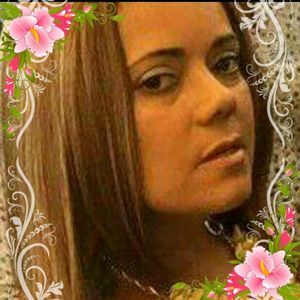 Meet your Posher, Raquel